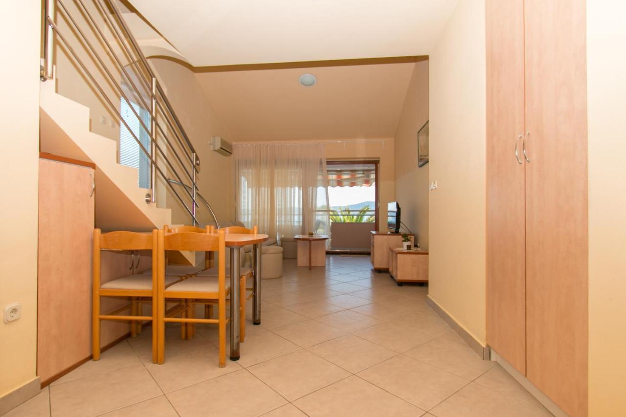 Apartments Matas Sukošan Eksteriør billede
