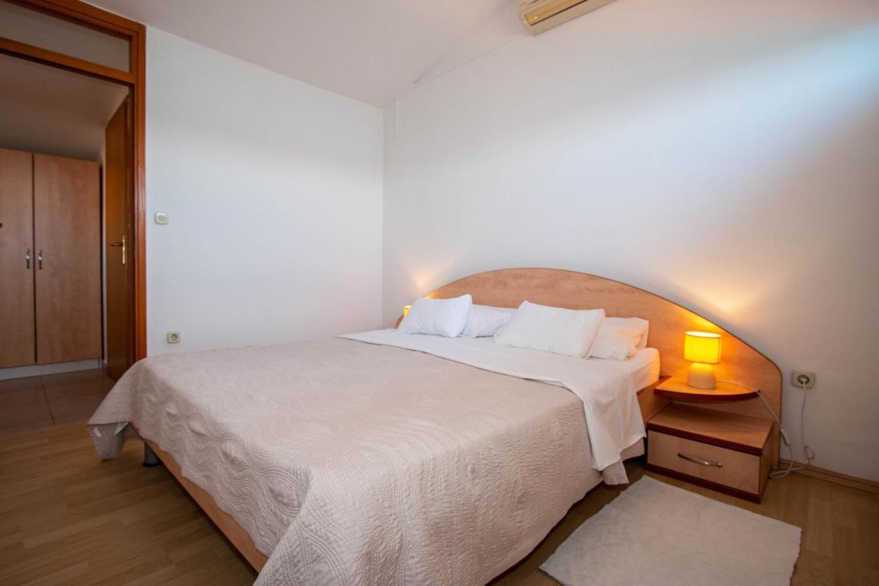 Apartments Matas Sukošan Eksteriør billede