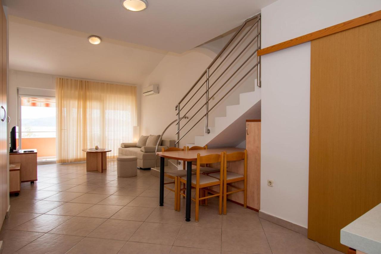 Apartments Matas Sukošan Eksteriør billede
